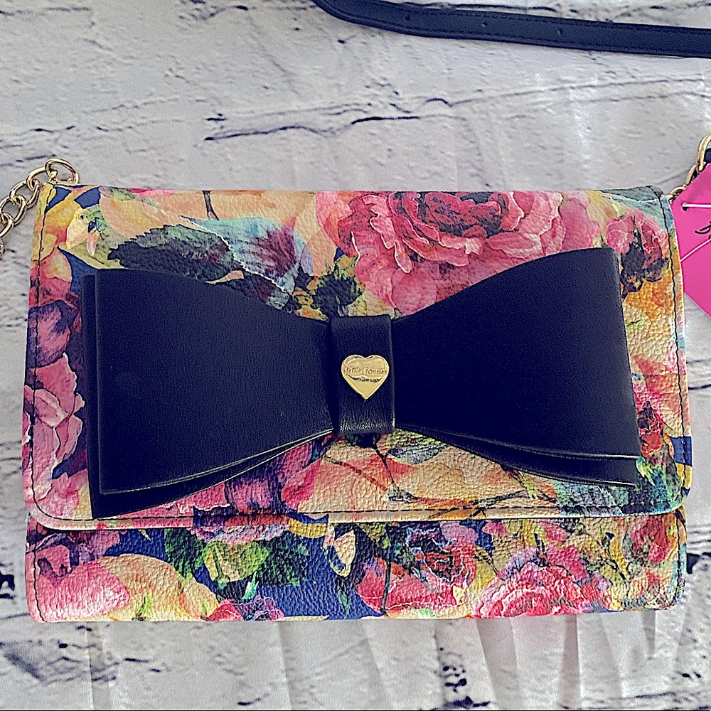 Betsy Johnson Floral Print Bow front Wallet Purse